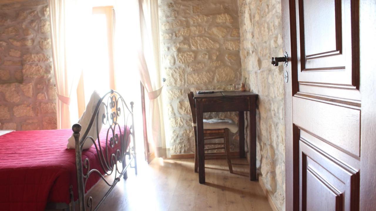 B&B Lo Gnomo Pennapiedimonte Exterior photo